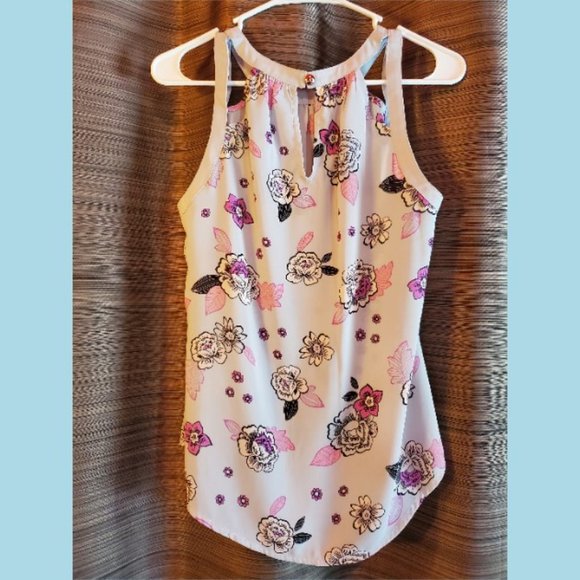 Black and Fuschia Floral Strappy Tunic - Picture 2 of 3